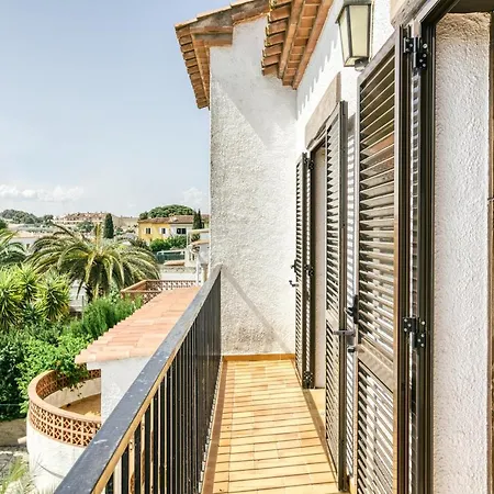 Semesterbostad Casa Saguer L' Escala