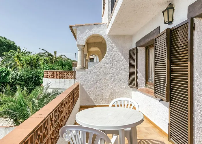 Semesterbostad Casa Saguer