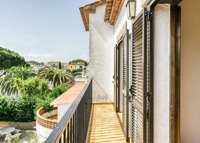 Semesterbostad Casa Saguer L' Escala