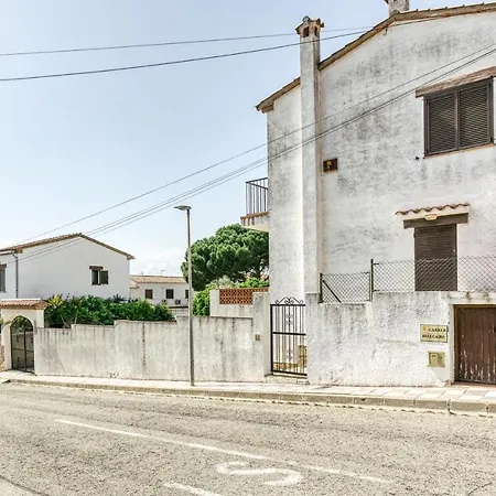 Casa Saguer Holiday home *